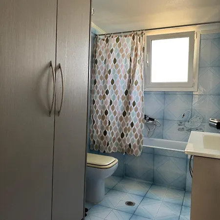 Syrios 140sqm דירה