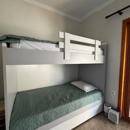 דירה Syrios 140sqm