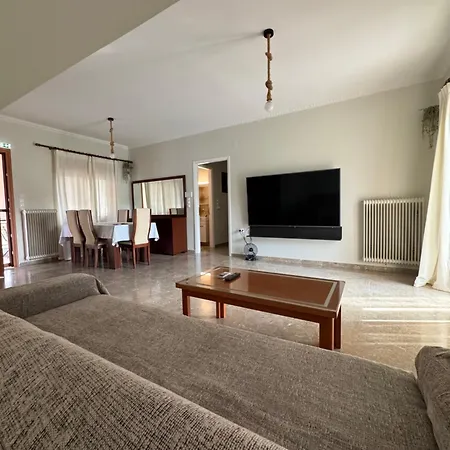 아파트 Syrios 140sqm